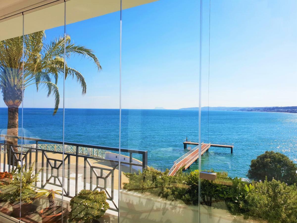 Luxury Apartment Frontal To The Sea In Estepona Doncella Beach Екстериор снимка