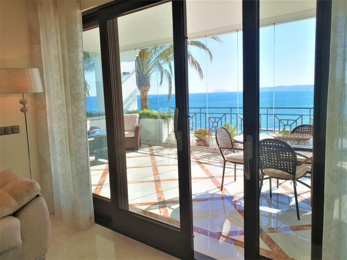 Luxury Apartment Frontal To The Sea In Estepona Doncella Beach Екстериор снимка