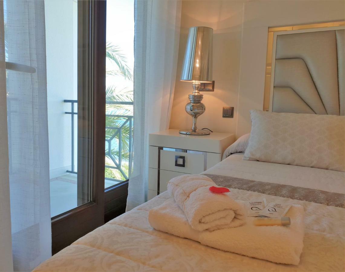 Luxury Apartment Frontal To The Sea In Estepona Doncella Beach Екстериор снимка