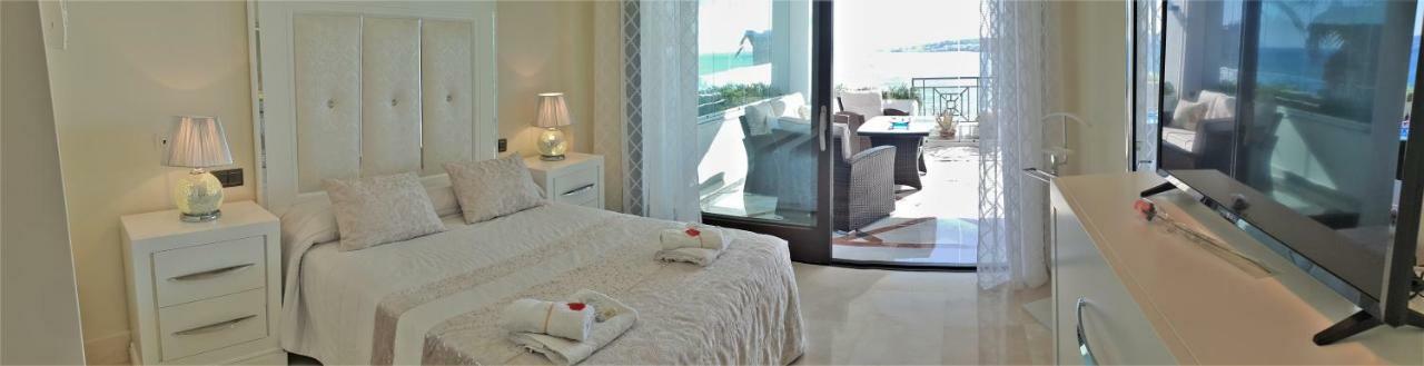 Luxury Apartment Frontal To The Sea In Estepona Doncella Beach Екстериор снимка
