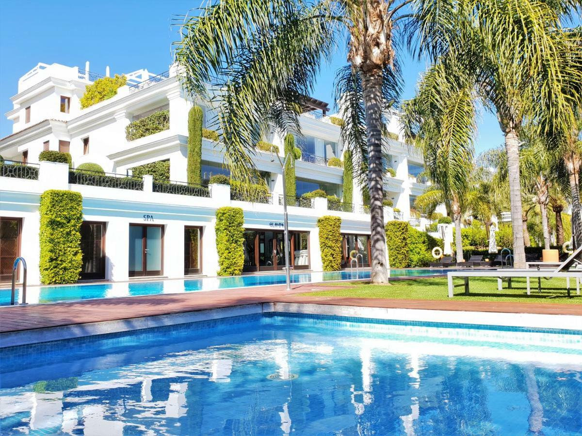 Luxury Apartment Frontal To The Sea In Estepona Doncella Beach Екстериор снимка
